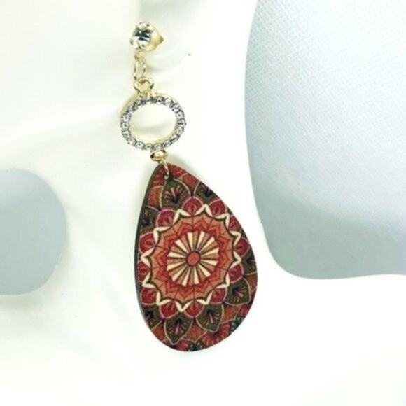 NWT Gold-Tone Rhinestone Painted Wood Dangle Earrings - Picture 1 of 8